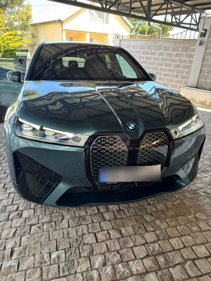 BMW IX xDrive50 4dr All Wheel Drive S 2024 — миниатюра 2