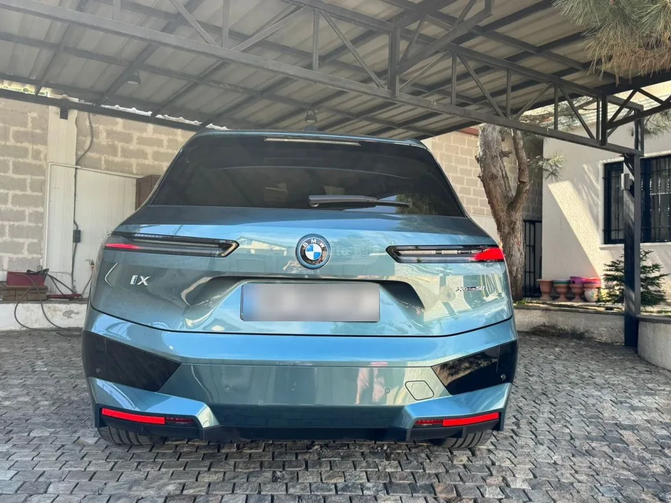 BMW IX xDrive50 4dr All Wheel Drive S 2024 — миниатюра 4