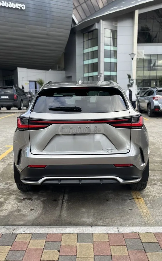 Lexus NX 350 F SPORT Handling 4dr All-Wheel 2022 — миниатюра 2