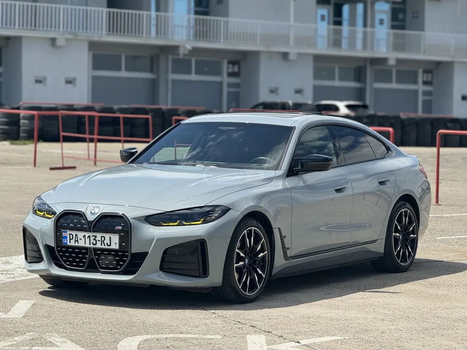 BMW i4 M50 4dr All-Wheel Drive Gran C 2023 — миниатюра 2
