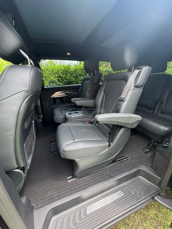 Mercedes-Benz V 300 2023 — миниатюра 4