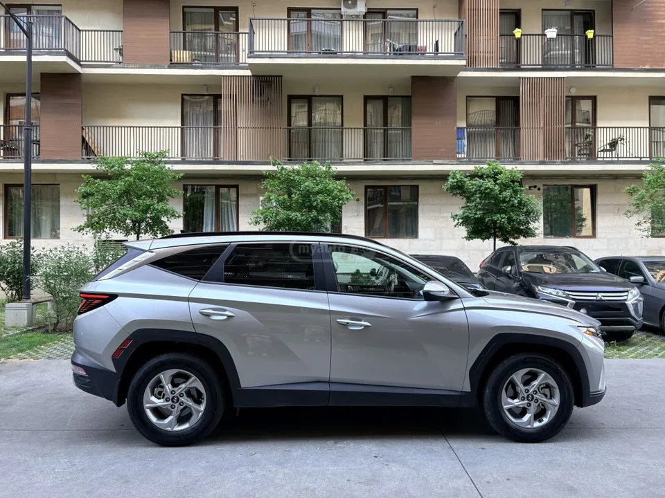 Hyundai Tucson 2022 — миниатюра 3
