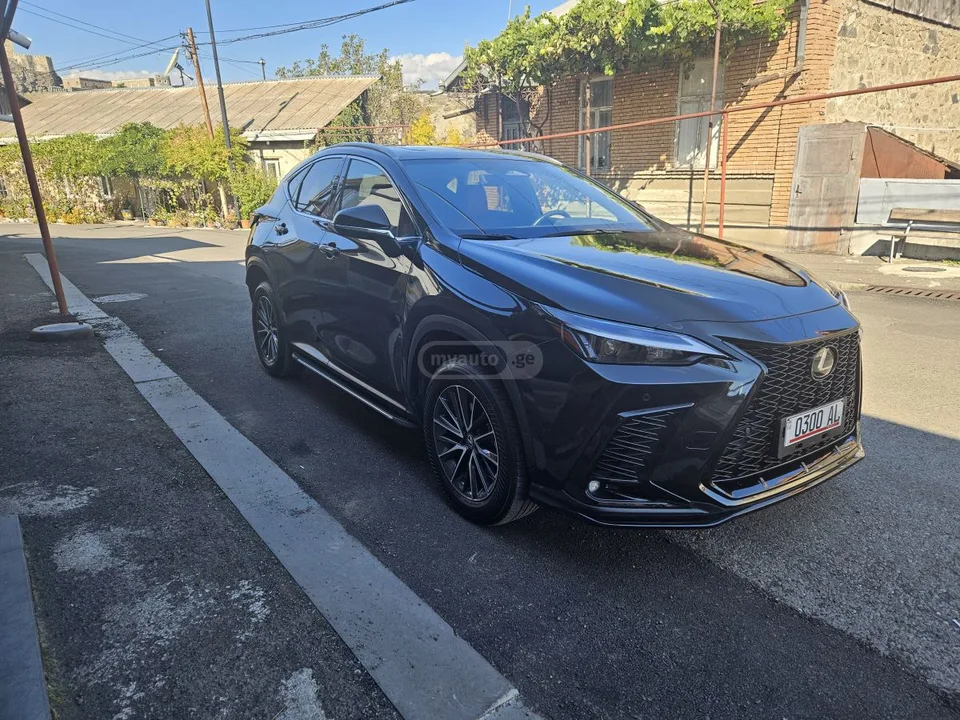 Lexus NX 350 Base 4dr All-Wheel Drive Autom 2023 — миниатюра 2