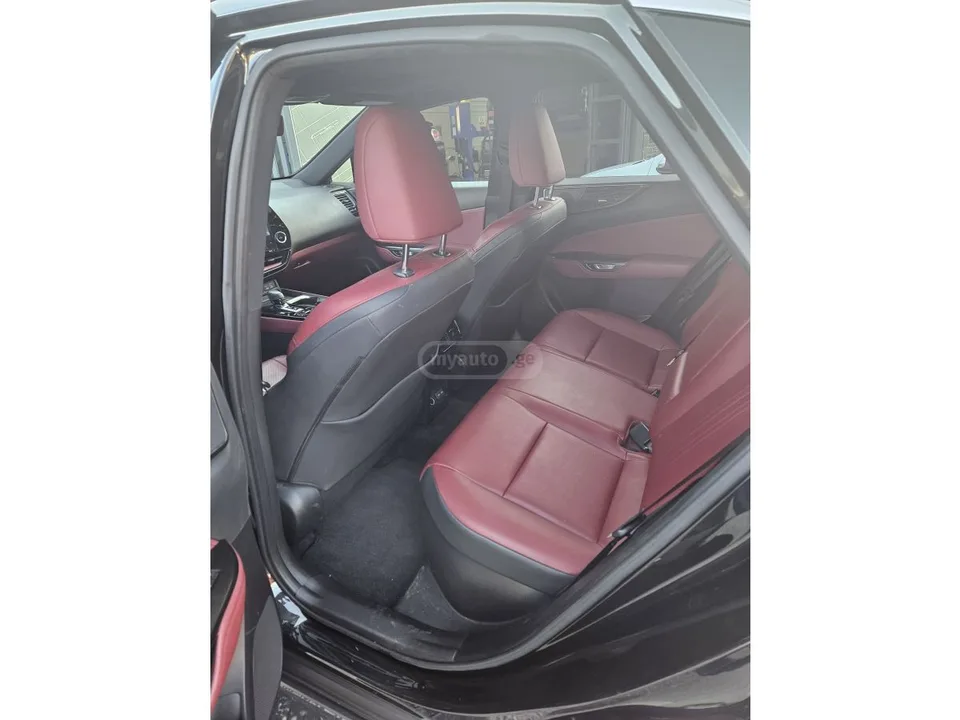 Lexus NX 350 Base 4dr All-Wheel Drive Autom 2023 — миниатюра 4
