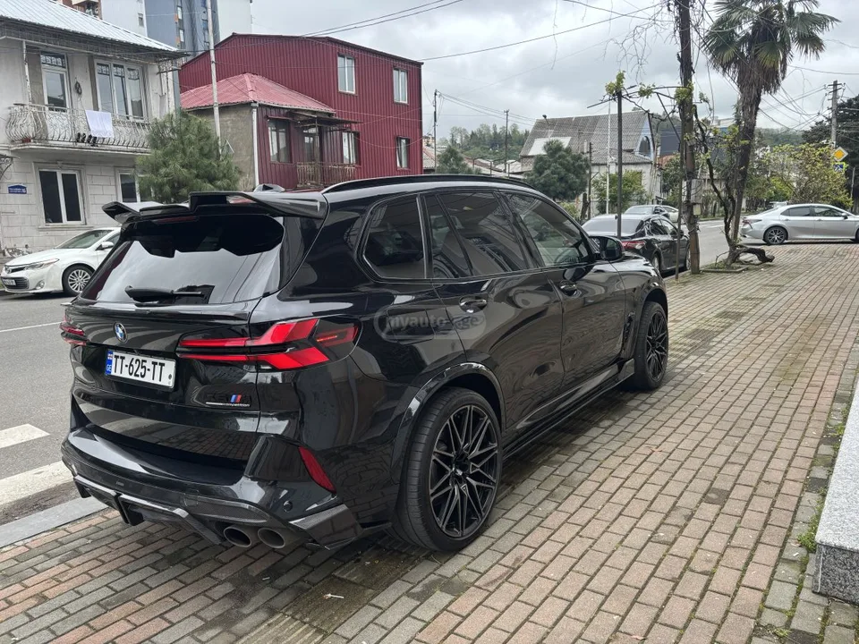 BMW X5M 2024 — миниатюра 2