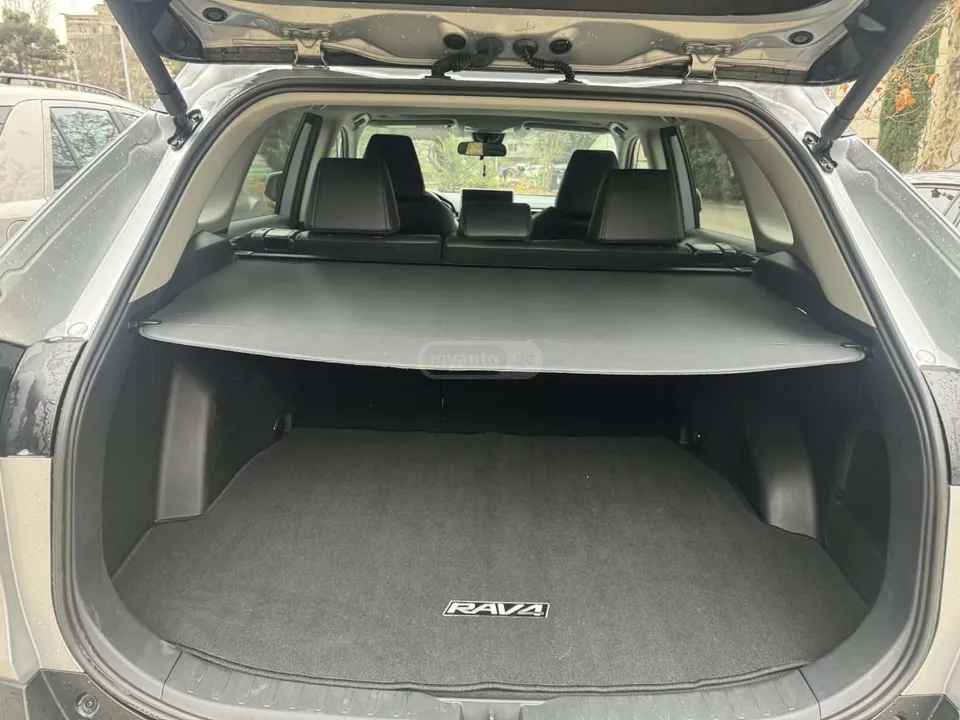 Toyota RAV4 2024 — миниатюра 4