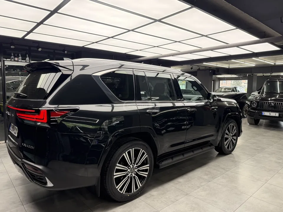 Lexus LX 500 2026 — миниатюра 5