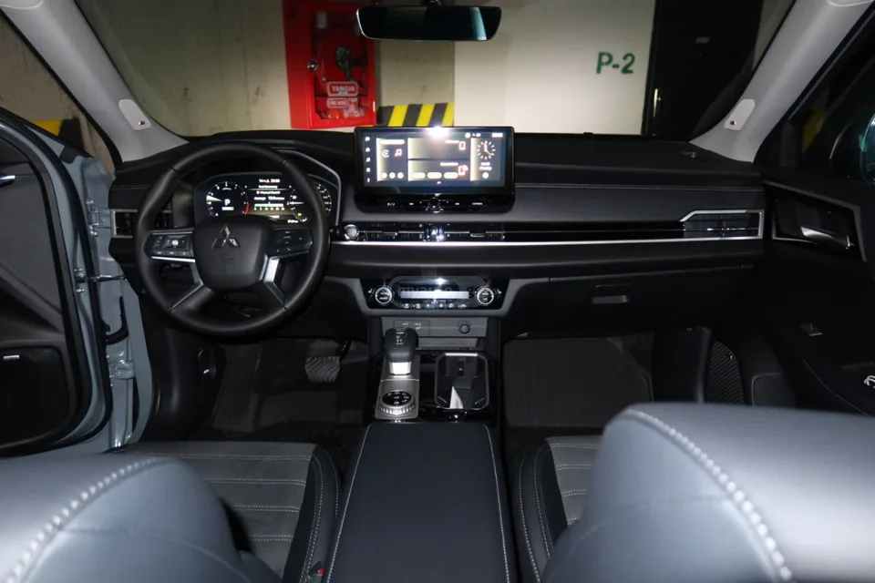 Mitsubishi Outlander 2025 — миниатюра 3