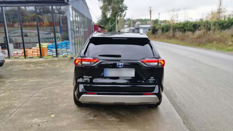 Toyota RAV4 Adventure 4dr All Wheel Drive 2024 — миниатюра 3
