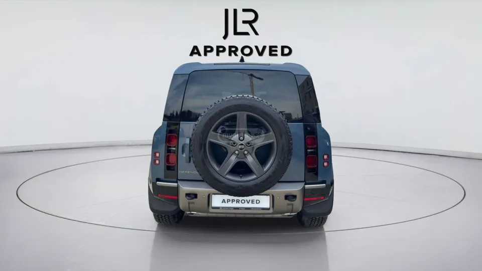 Land Rover Defender 110 2024 — миниатюра 4