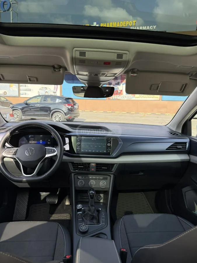 Volkswagen Taos 2022 — миниатюра 2