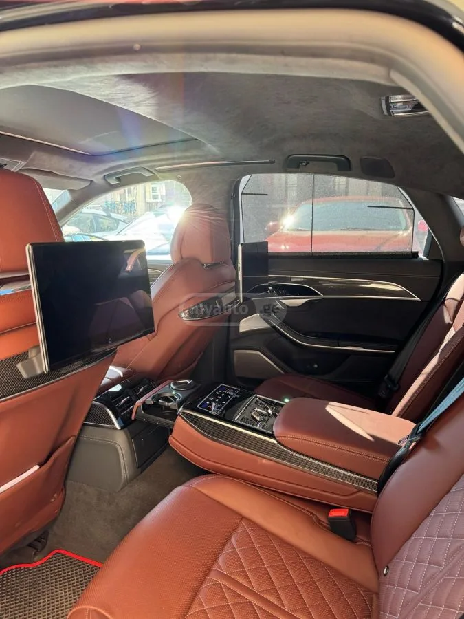 Audi S8 2023 — миниатюра 3