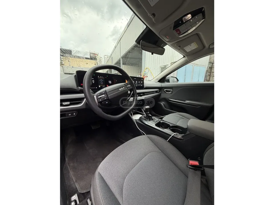 Kia K4 Lx 2025 — миниатюра 3