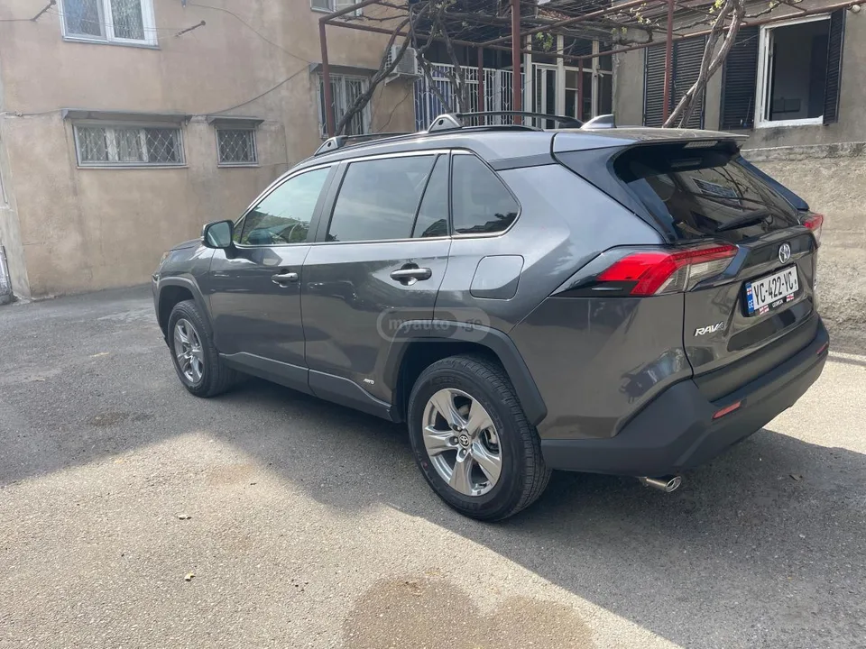 Toyota RAV4 2024 — миниатюра 4