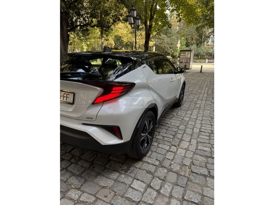 Toyota C-HR 4x4 2023 — миниатюра 4