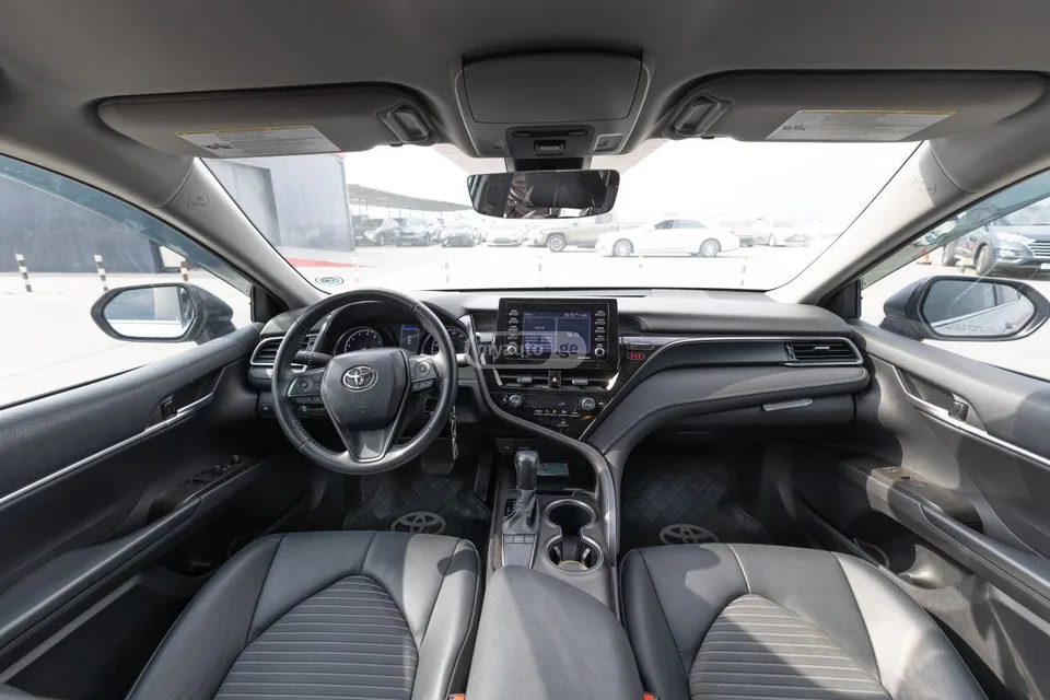 Toyota Camry 2023 — миниатюра 3