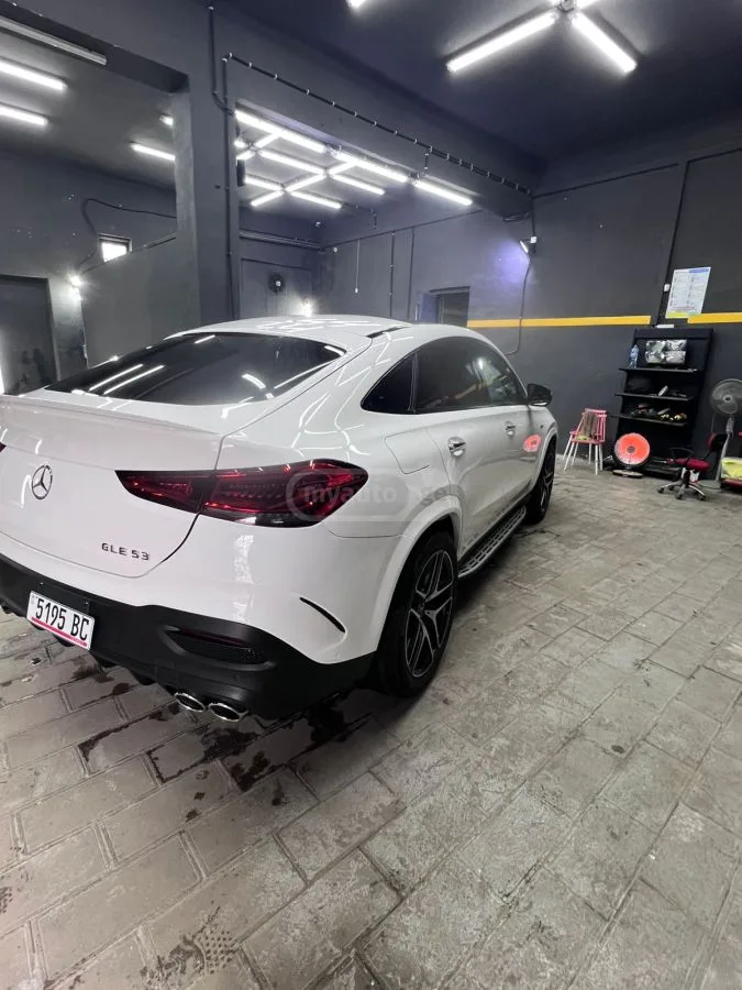 Mercedes-Benz GLE Coupe Amg 2022 — миниатюра 4