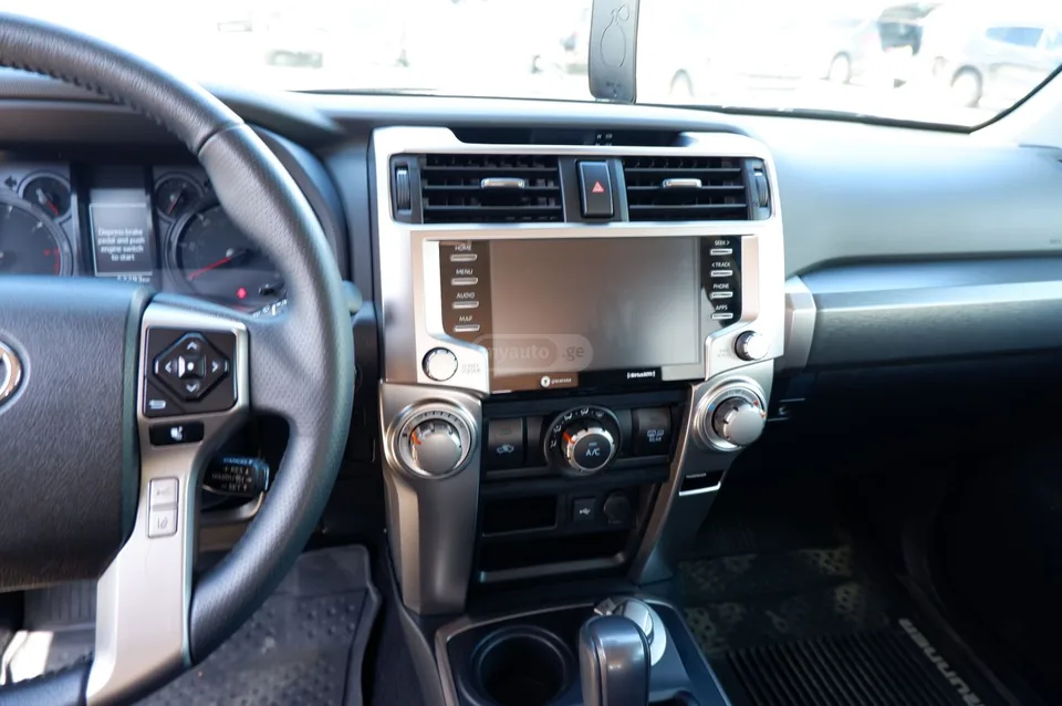 Toyota 4 Runner 2024 — миниатюра 4