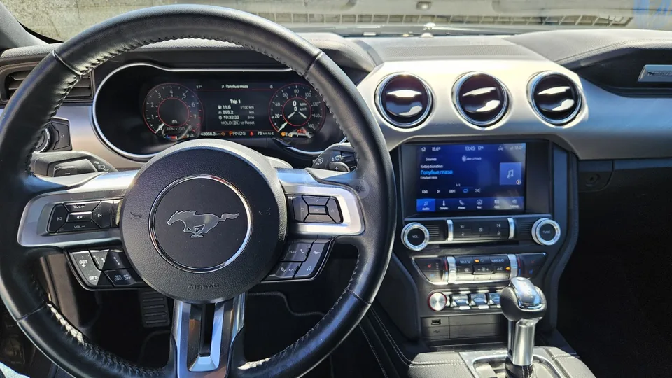 Ford Mustang 2022 — миниатюра 4