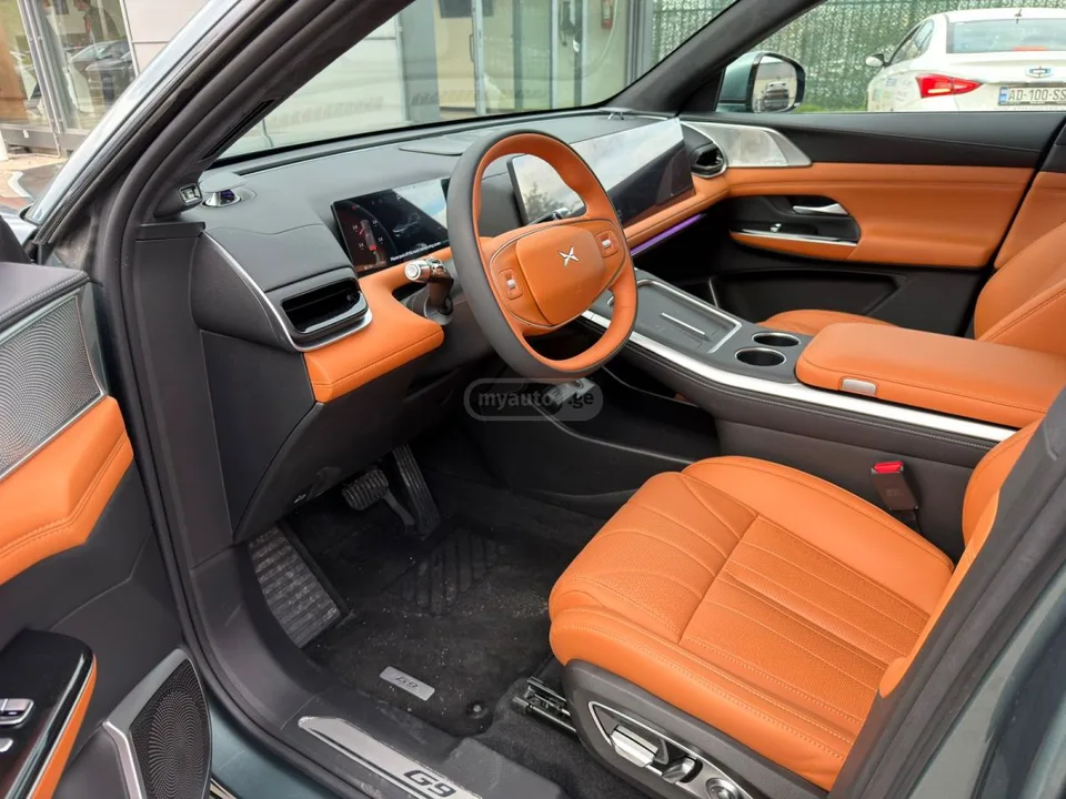 XPeng G9 Performance AWD 2025 — миниатюра 3