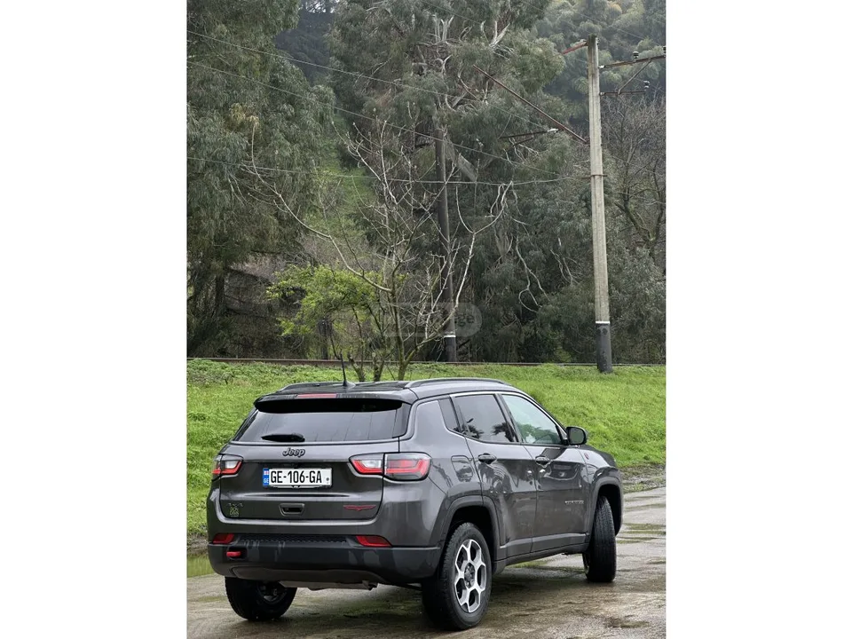 Jeep Compass Trailhawk 4dr 4x4 Automatic 2022 — миниатюра 5