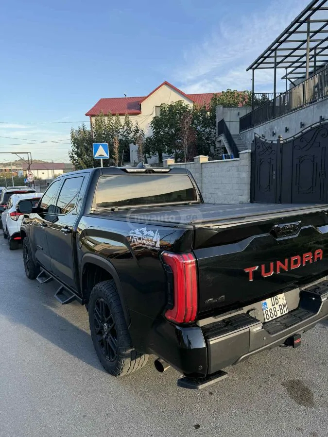 Toyota Tundra 2024 — миниатюра 2
