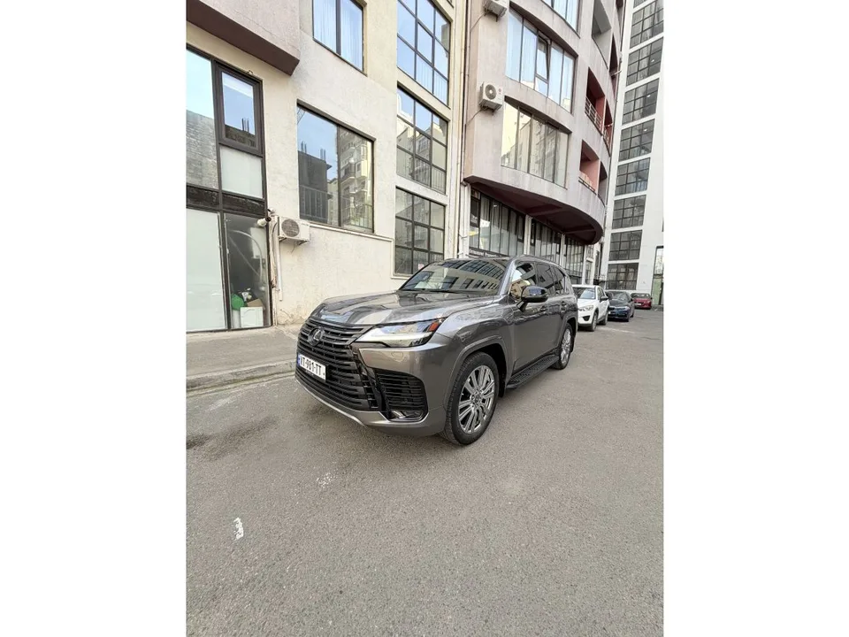 Lexus LX 600 2022 — миниатюра 2