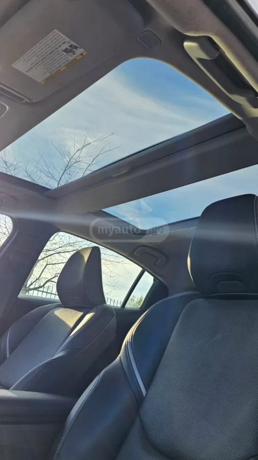 Toyota Prius LTD 2024 — миниатюра 4