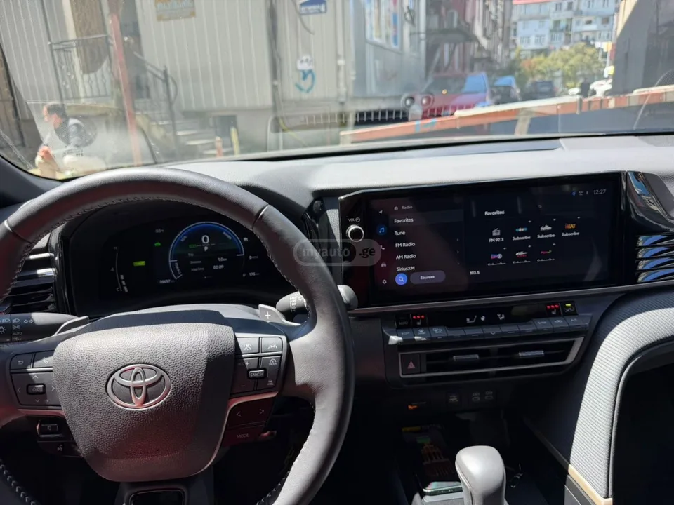 Toyota Camry xse 2025 — миниатюра 3