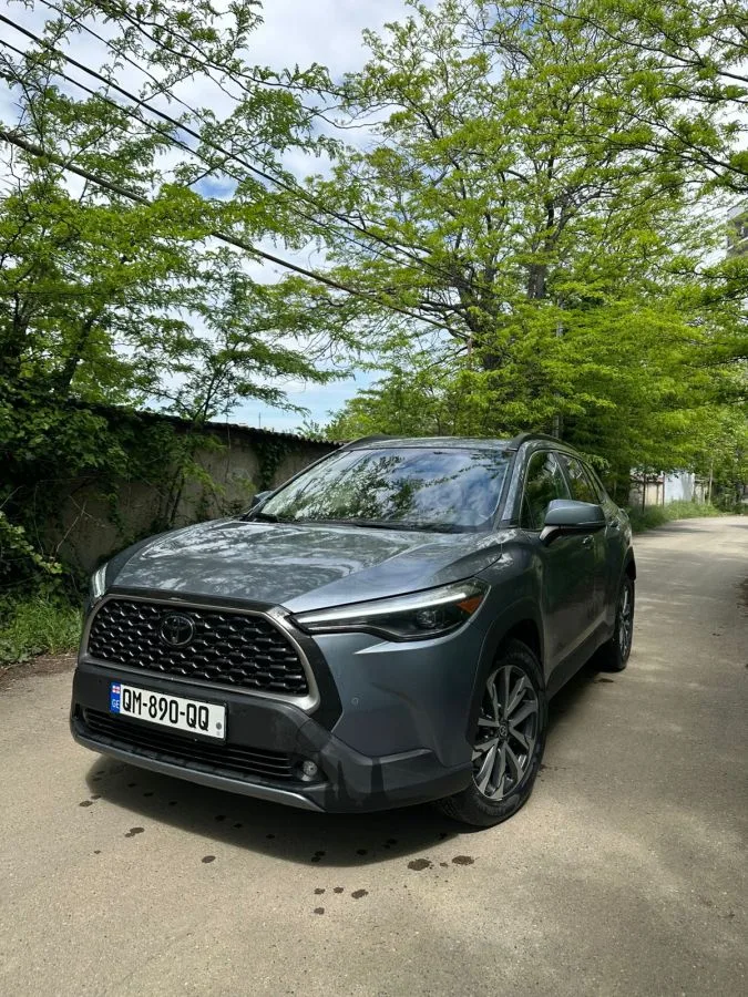 Toyota CorollaCross XLE 4dr Front-Wheel Drive CVT 2023 — миниатюра 2