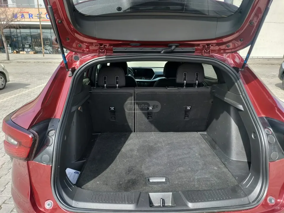 Chevrolet Trax Crossover 2023 — миниатюра 4