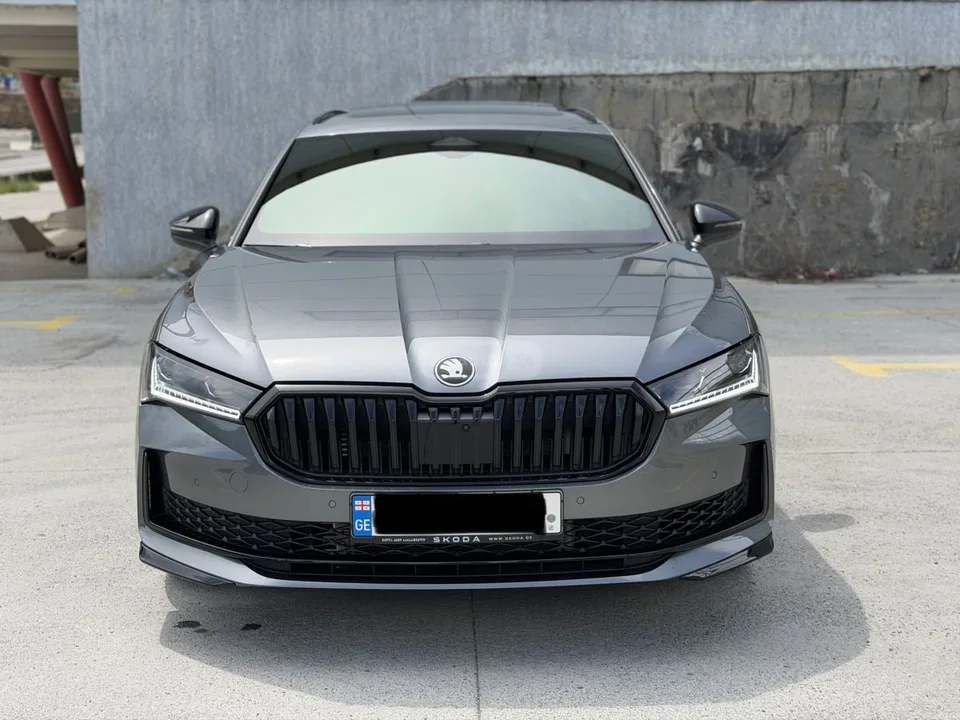 Skoda Superb 2026 — миниатюра 2