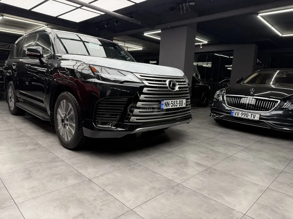 Lexus LX 500 Executive 2026 — миниатюра 3