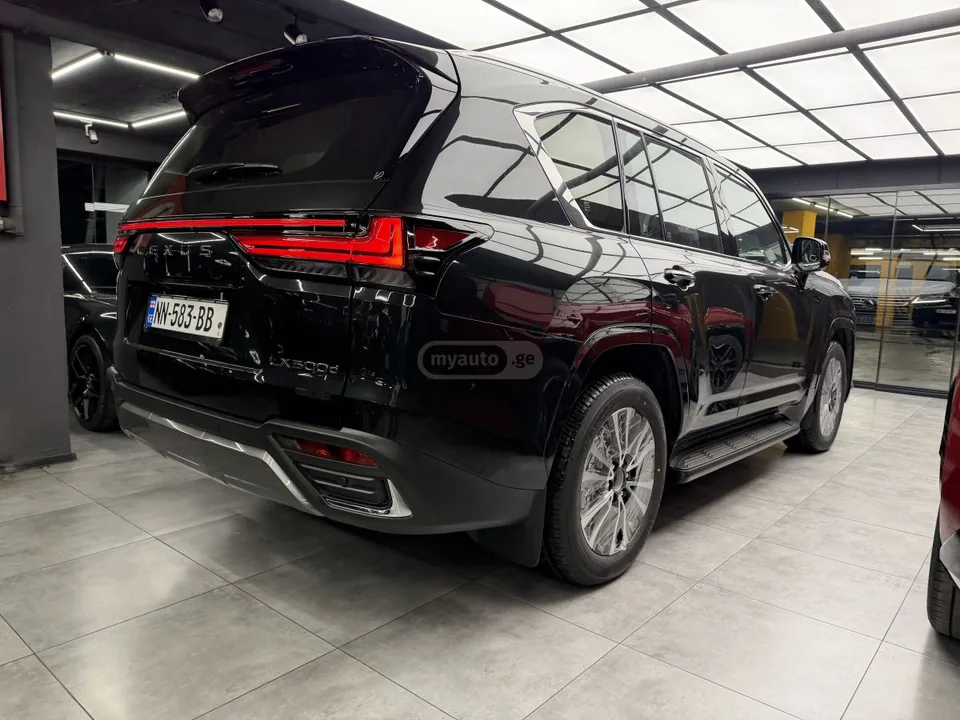Lexus LX 500 Executive 2026 — миниатюра 4