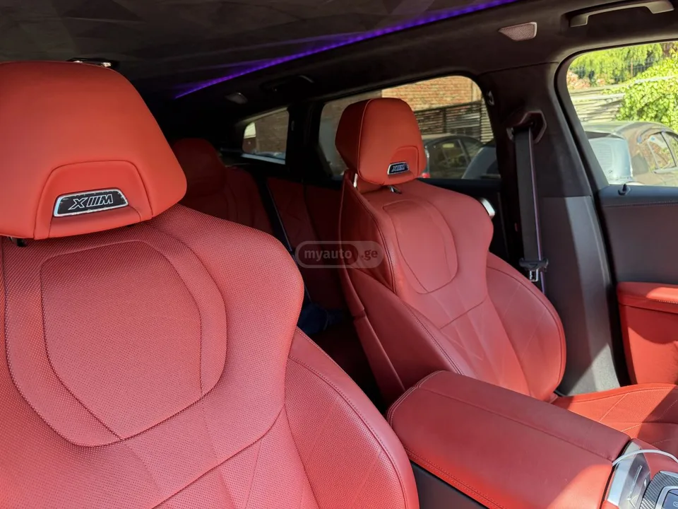 BMW XM V 8 ОФИЦИАЛ 2023 — миниатюра 5