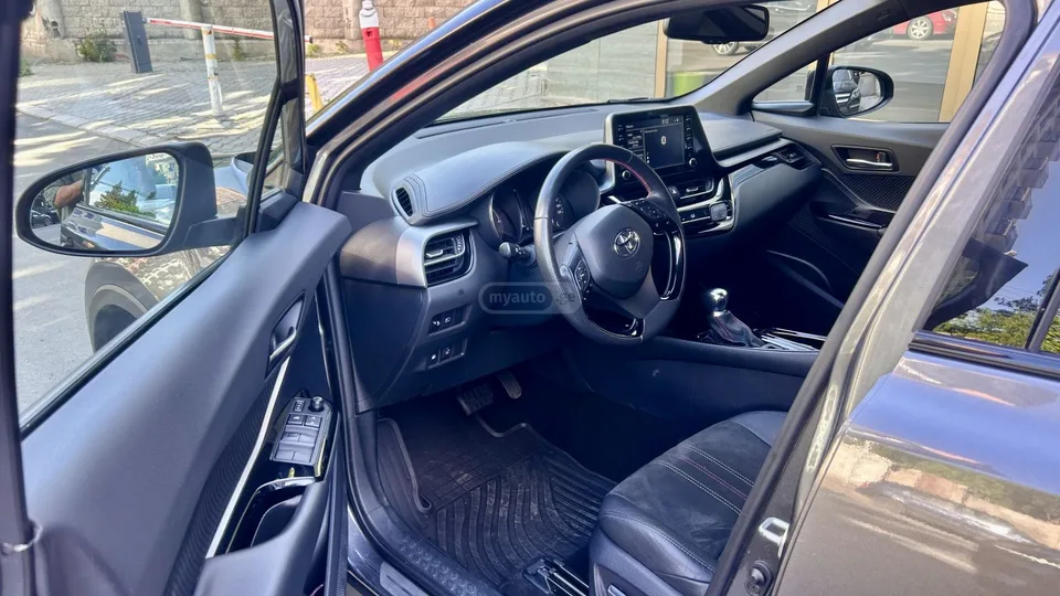 Toyota CHR 2022 — миниатюра 3