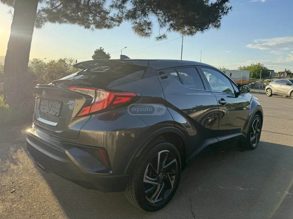 Toyota CHR Limited 4dr Front-Wheel Drive 2022 — миниатюра 2