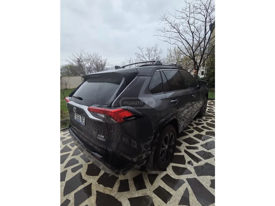 Toyota RAV4 XSE 4dr All-Wheel Drive CVT 2023 — миниатюра 3