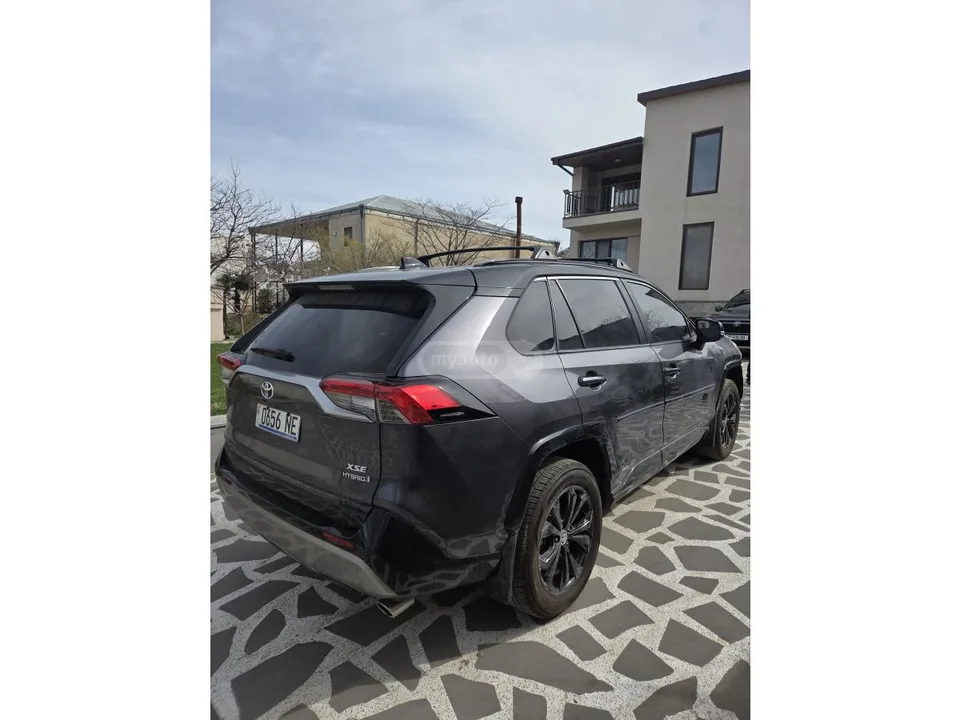 Toyota RAV4 XSE 4dr All-Wheel Drive CVT 2023 — фото 1, купить с доставкой в Москву