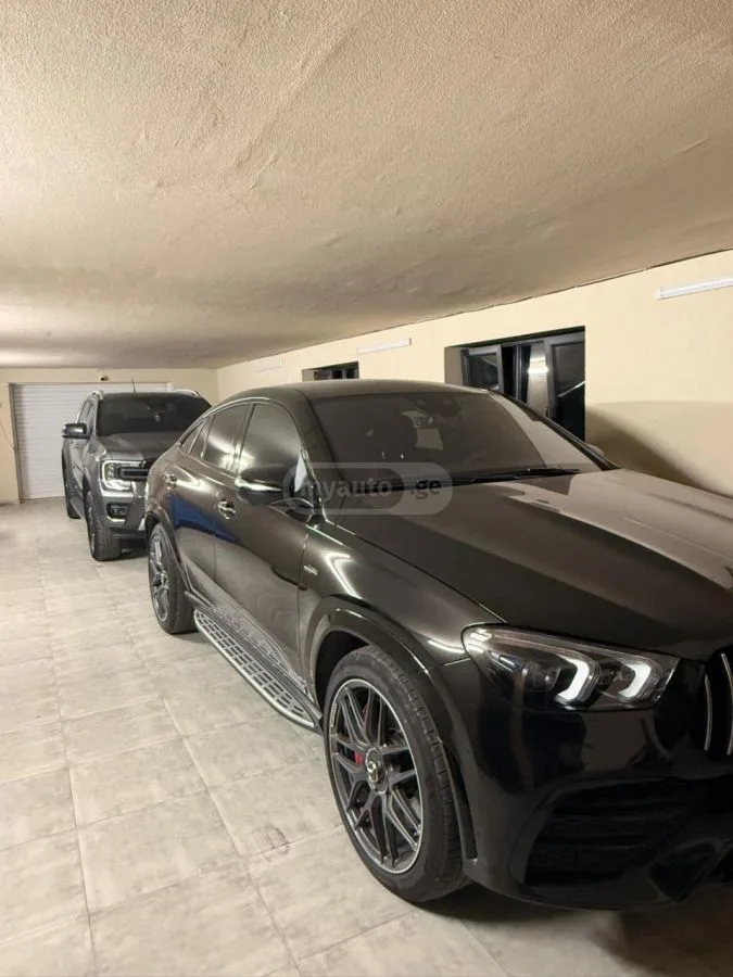 Mercedes-Benz GLE 53 Base AMG GLE 53 Coupe 4dr All- 2023 — миниатюра 4