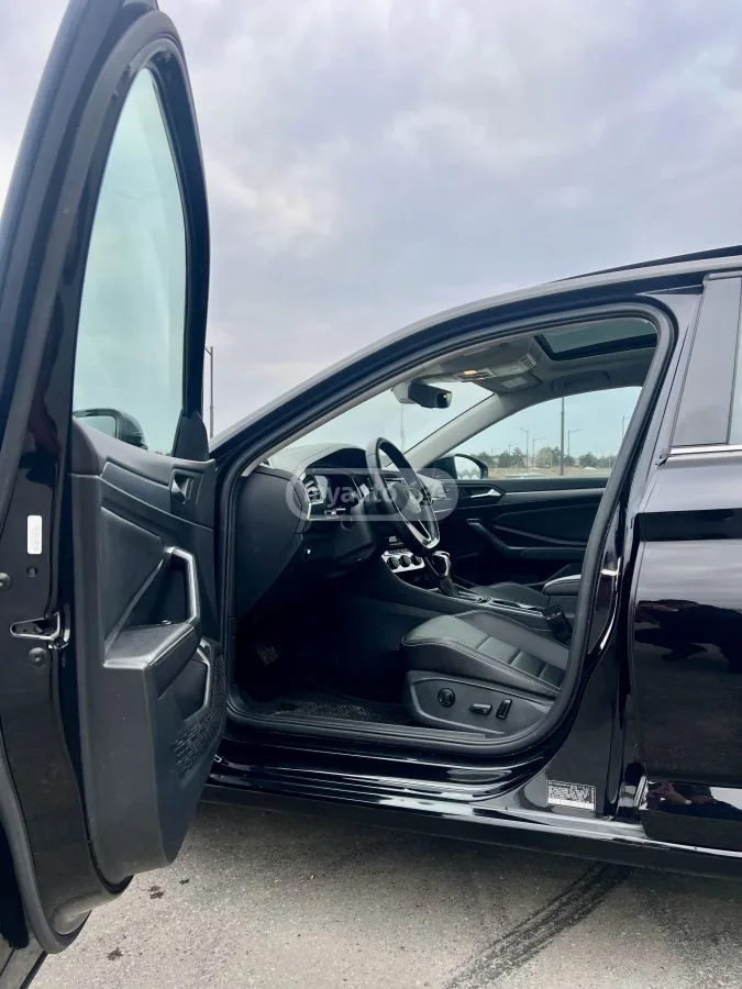 Volkswagen Jetta 205 2023 — миниатюра 3