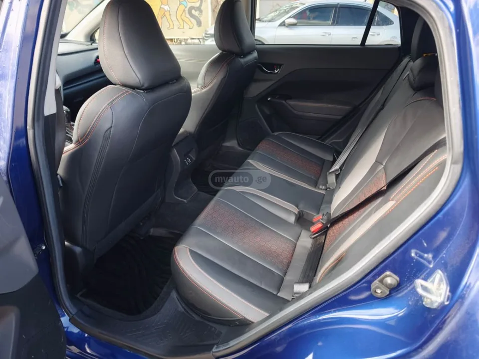 Subaru Crosstrek Limited 4dr All Wheel Drive CV 2024 — миниатюра 4