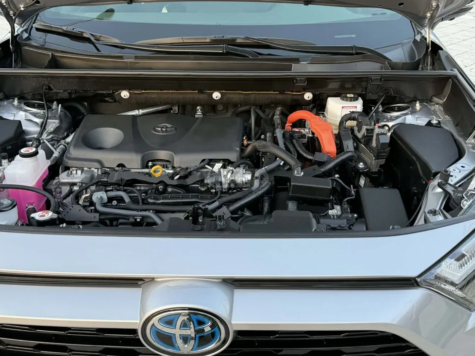 Toyota RAV4 XSE Hybrid 2024 — миниатюра 3