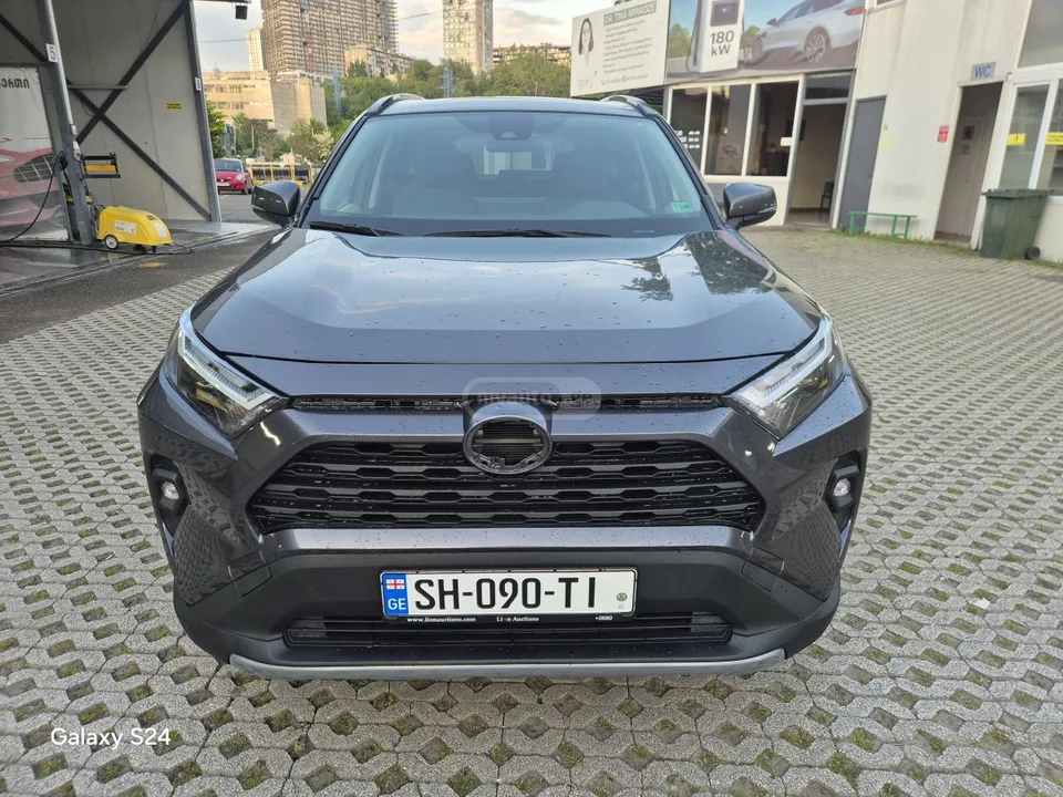 Toyota RAV4 XLE 4dr All-Wheel Drive Automa 2023 — миниатюра 4