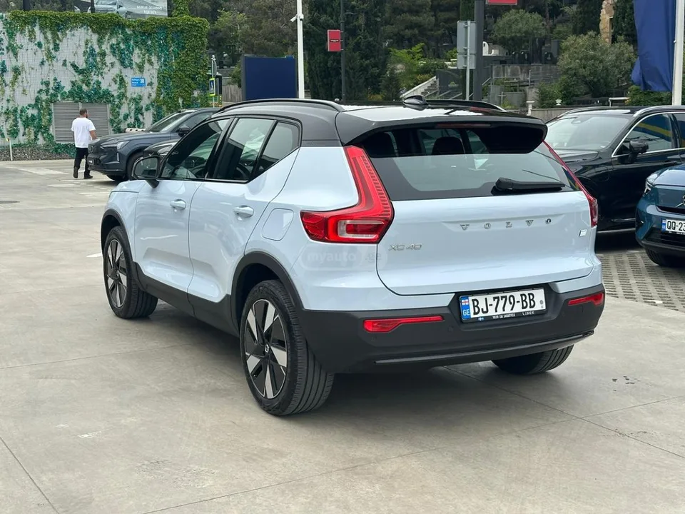 Volvo XC40 2024 — миниатюра 5