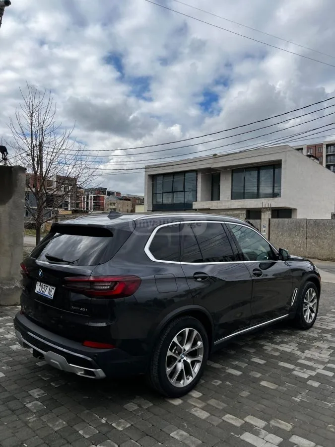 BMW X5 N74 2022 — миниатюра 2