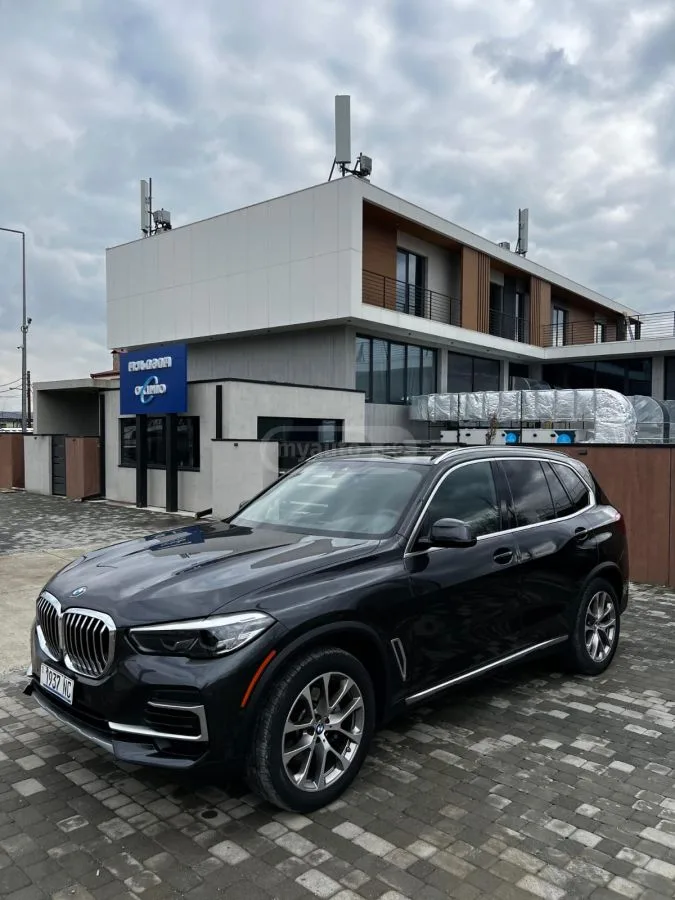 BMW X5 N74 2022 — фото 1, купить с доставкой в Москву