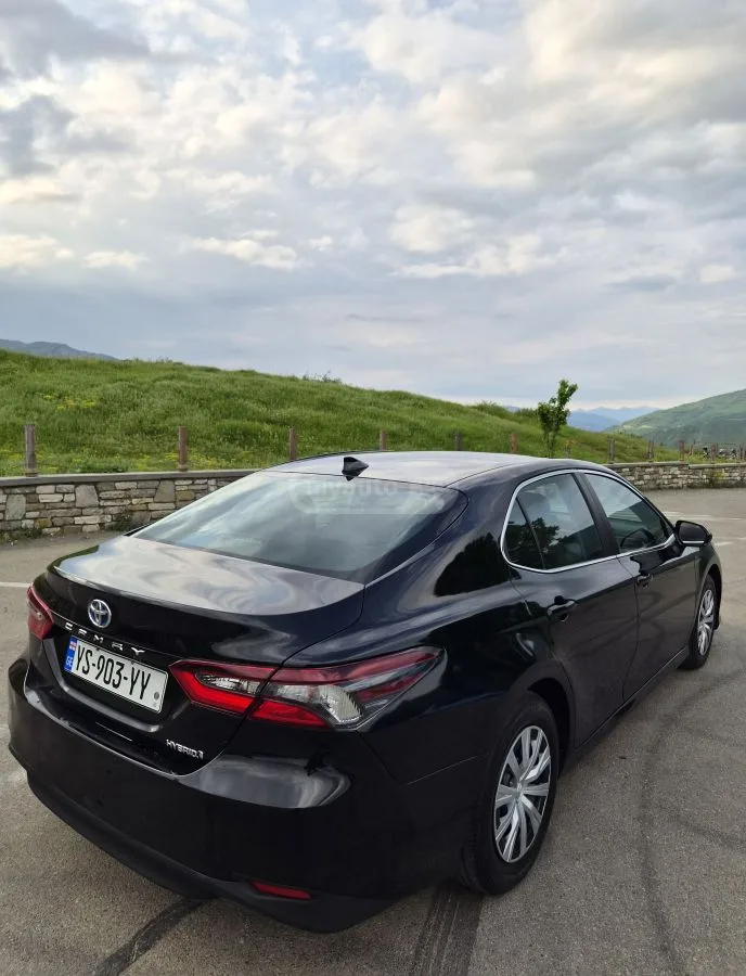 Toyota Camry 2023 — миниатюра 2