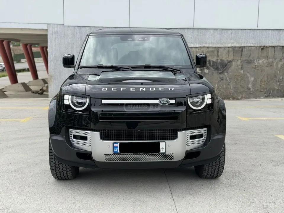 Land Rover Defender 110 2024 — миниатюра 5