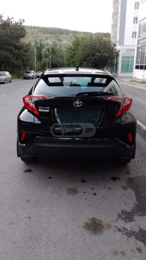 Toyota CHR Nightshade 4dr Front-Wheel Dri 2022 — миниатюра 4